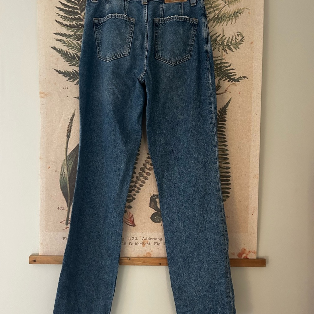 Free People We the Free Curvy Siren Low Rise Straight Leg Jean size 26 - Picture 5 of 6